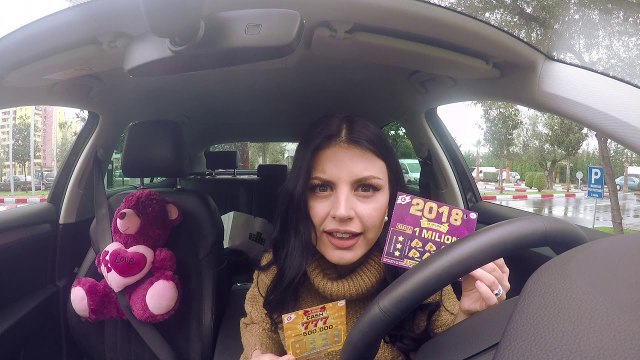 Mos i Fol Shoferit - Graciano Tagani në taksinë e Rudina Dembacaj - Ora News