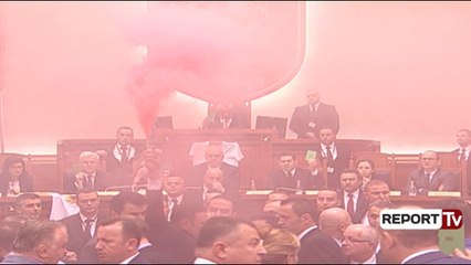 Report TV - Arta Marku betohet si Kryeprokurore në kushte ekstreme