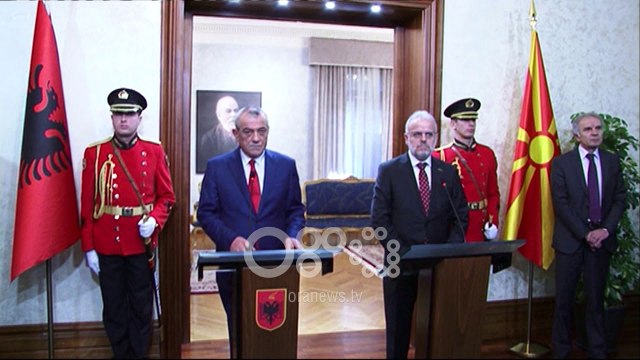 Ora News- Ruçi: Manja dhe Felaj propozuan Arta Markun por nuk arritën të votonin