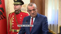 “Luftë” me padi; PS: Përjashtim 10 deputetëve - Top Channel Albania - News - Lajme