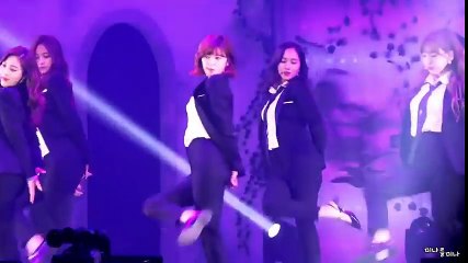 TWICE cover SNSD Genie