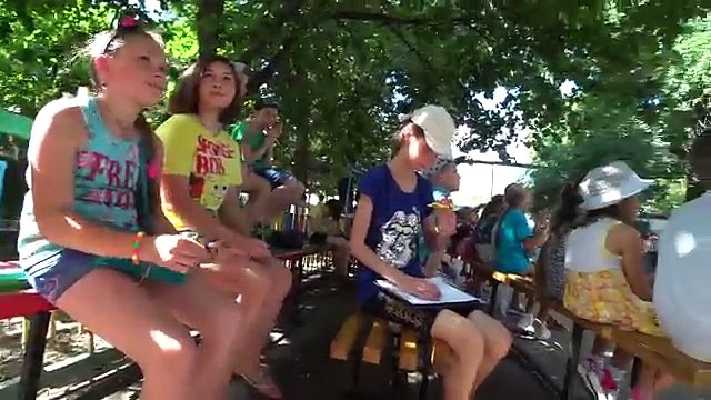 ДЕЛАЕМ БЕЗУМНЫЕ ТРЮКИ СО СПИННЕРОМ! НАКОРМИЛИ МАЛЕНЬКИХ КОТЯТ!