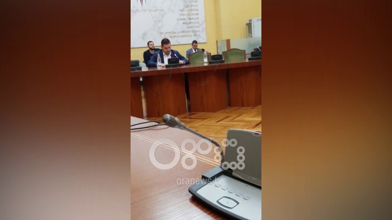 Ora News- Byroja e Kuvendit përjashton me 10 ditë 7 deputetët e opozitës, 5 ditë deputetin e PS