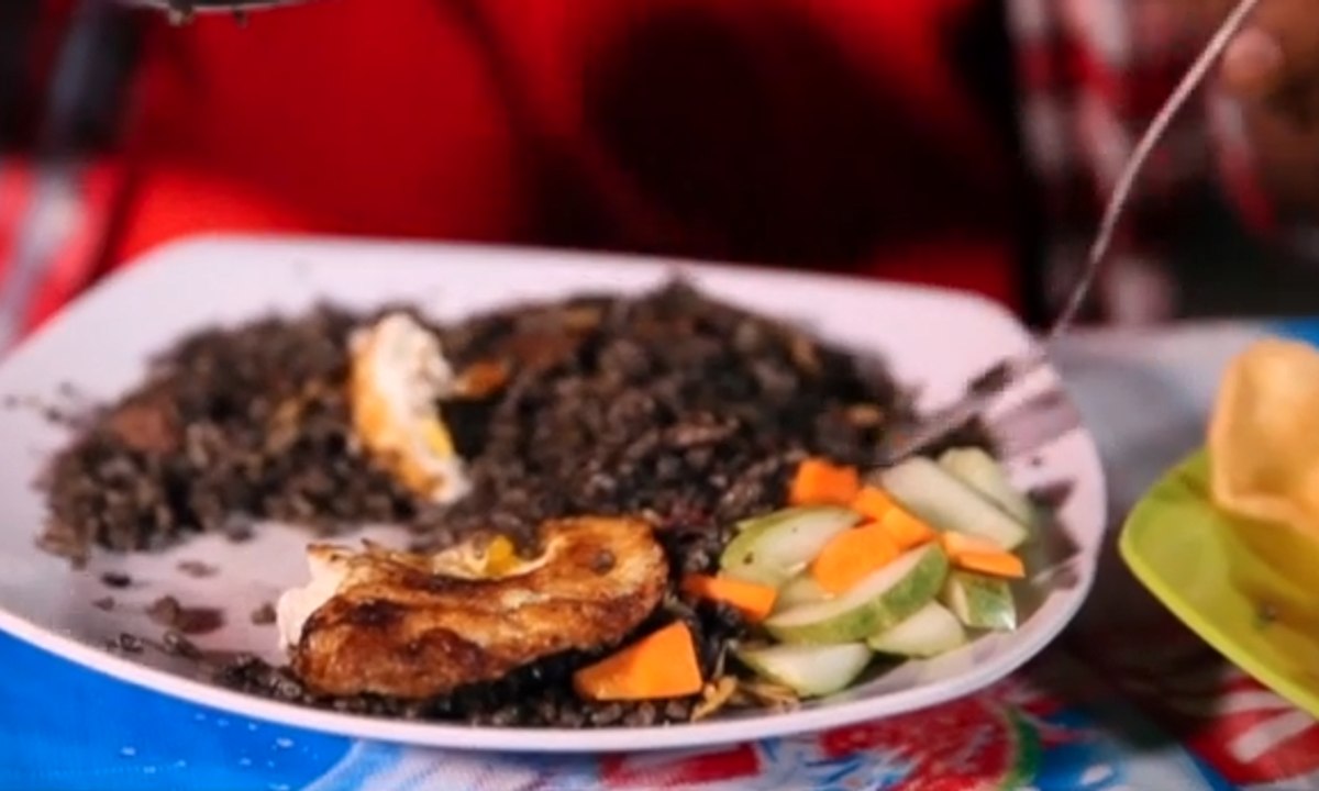 Si Hitam Nan Lezat (2)