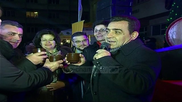 Festa e verës në Pogradec, tradita e hapjes së buteve - Top Channel Albania - News - Lajme
