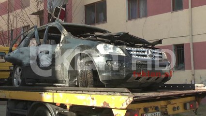 Te shtena me arme ne Elbasan prane shtëpise se Capjeve