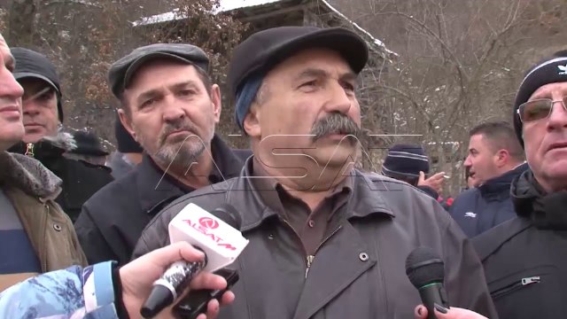 Извор, активностите за изградба на автопатот ги оштетија куќите на жителите