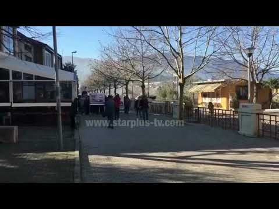 PROTESTE NE SHKODER PER VDEKJEN E FLORENC BEQIRAJ
