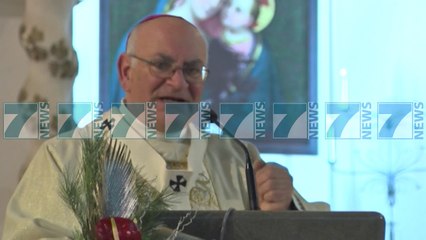 PER KRISHTLINDJE ATMOSFERE FESTIVE EDHE NE RRETHE - News, Lajme - Kanali 10