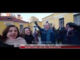 Ambasadori Donald Lu dhe stafi i tij këndojnë shqip - News, Lajme - Vizion Plus