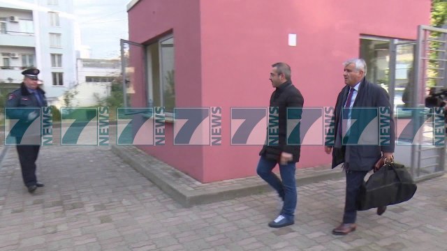 SAIMIR TAHIRI RIMERR PASAPORTEN NGA KRIMET E RENDA - News, Lajme - Kanali 10