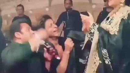 Sonam Kapoor Reception: ShahRukh and Salman Bonding; Watch Video। FilmiBeat