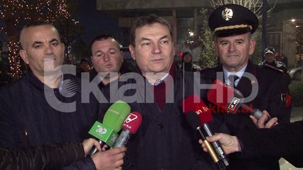 Pezullohen 32 patenta naten e fundvitit