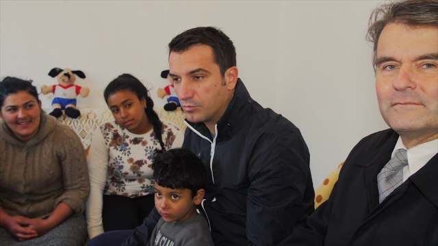 TIRANE, 60 SHTEPI PER FAMILJET ROME, BANESAT U NGRITEN ME NDIHMEN E BASHKIMIT EUROPIAN DHE UNDP LAJM