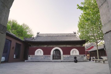 This French Restaurant Is Housed Inside A 600-Year Old Temple