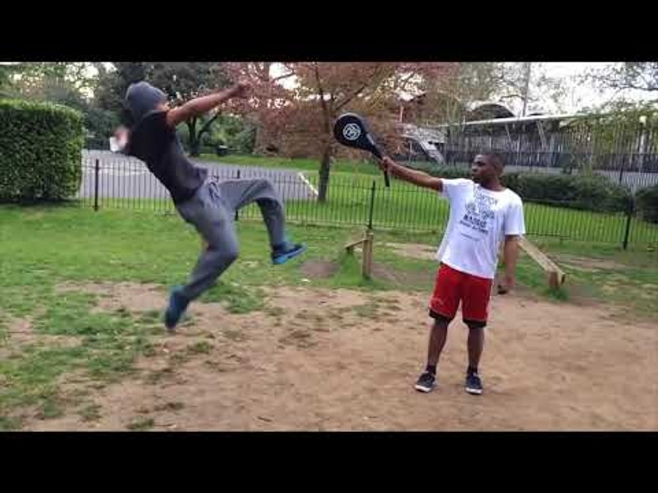 DISA JA DALIN TE REALIZOJNE VEPRIME SPEKTAKOLARE DHE TE RREZIKSHME NE RRUGE DISA TE TJERE NUK JA DAL