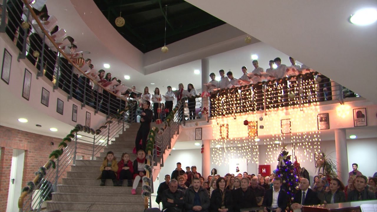 Koncerti festiv nga Shkolla e Muzikës ''Prenk J...