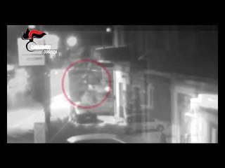 Ora News - Itali, arrestohen 6 shqiptarë kërcënonin sipërmarrësit italianë