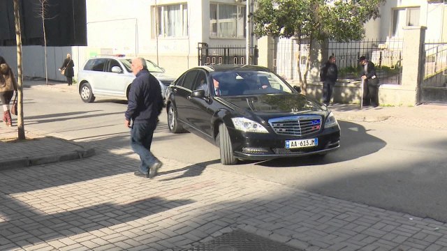 SFIDAT E VITIT 2018, ZBATIMI I REFORMES NE DREJTESI DHE NDESHKIMI I “PESHQVE” TE MEDHENJ LAJM