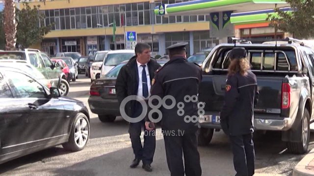 Ora News - Lezhë, 32-vjeçari plagoset me pistoletë, në kërkim autori