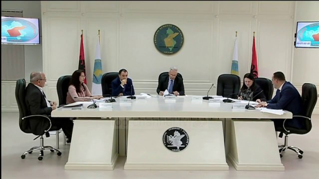 Mandati i 2 deputetëve - Top Channel Albania - News - Lajme