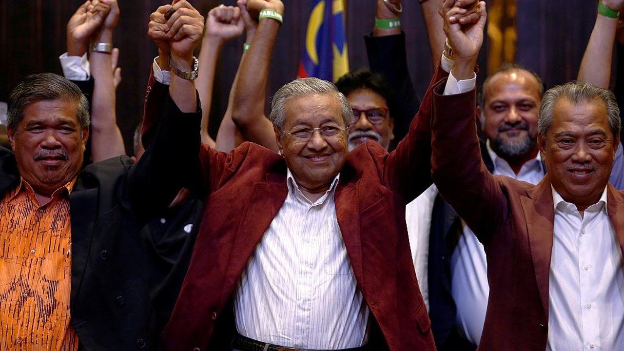 Nach 60 Jahren: Regierungswechsel in Malaysia