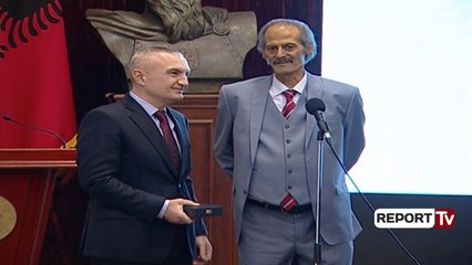 Ceremonia, Meta u jep titullin Nderi i Kombit valltarëve Rexhep Çeliku dhe Liljana Cingu