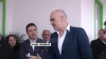 Rama në Fier, flet për reformën e ujit - Top Channel Albania - News - Lajme