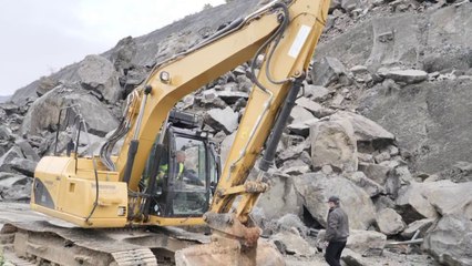 Raporti për shembjen në Tiranë-Elbasan - Top Channel Albania - News - Lajme