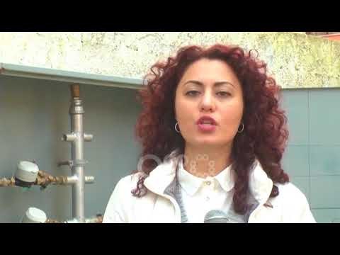 Ora News - Durrës, fluks qytetarësh për të lidhur kontratat e ujit