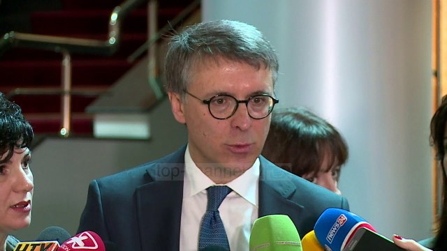 Kreu i Antikorrupsionit italian takohet me ministren Gjonaj - Top Channel Albania - News - Lajme