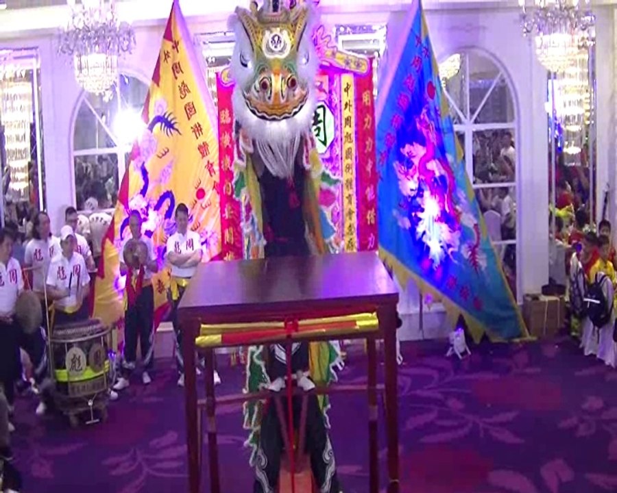 Human Mobile Stage 122E, 3碟2膊醒狮表演 122E, 2018 Chau Biu Banquet, Kung Fu Lion Dance