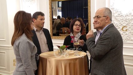 Ora News - Alfred Lela publikon librin " Ut heri dicebamus"