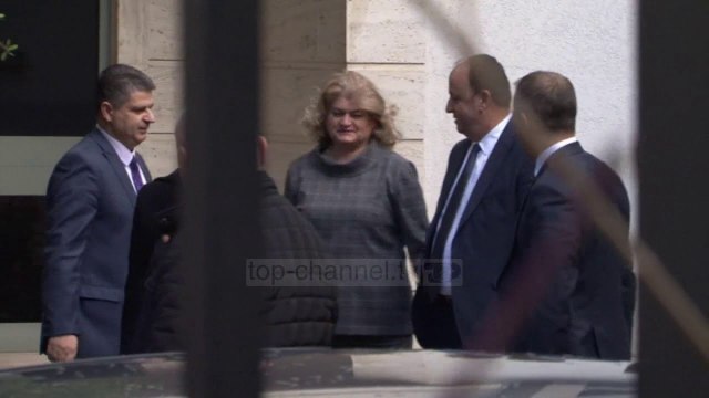 “Euralius”: Plotësoni kuadrin ligjor për KLP e KLGJ - Top Channel Albania - News - Lajme