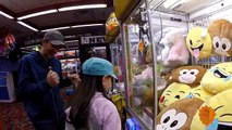 GIANT EMOJI PLUSH PILLOW CLAW MACHINE WINS!!