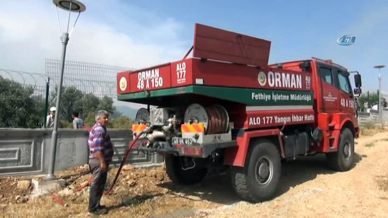 Fethiye'de Zeytinlik Alanda Yangın