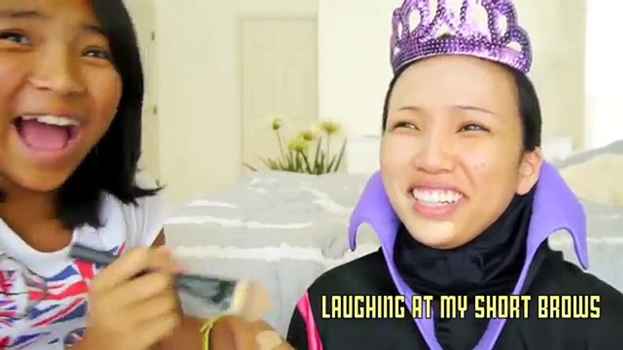 Sisters do my Makeup (Evil Queen)