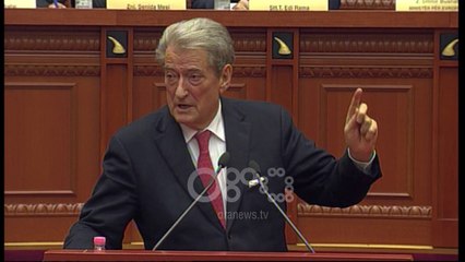 Ora News - Berisha: Rezolutë për llum-kazanin, Rama poshtërim kolektiv gazetarëve