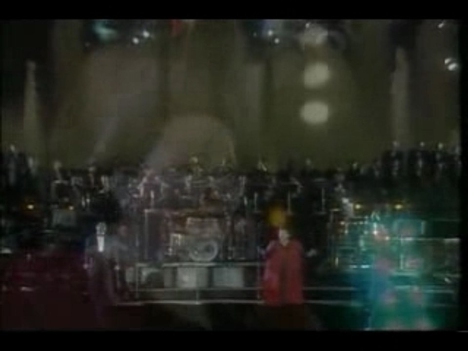 Freddy_Mercury__amp__Montserrat_Caballet_-_How_Can_I_go_on