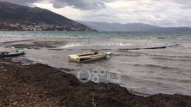 Ora News - Moti i keq në Vlorë, pezullohet për 24 orë lundrimi