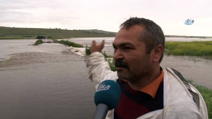 Sel nedeniyle mahsur kalan 5 kişi kurtarıldı