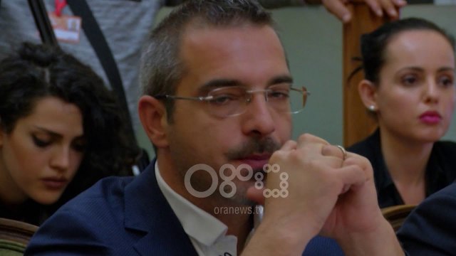 Ora News - Arrestimet e deputetëve, PS propozon ndryshimin e Rregullores së Kuvendit
