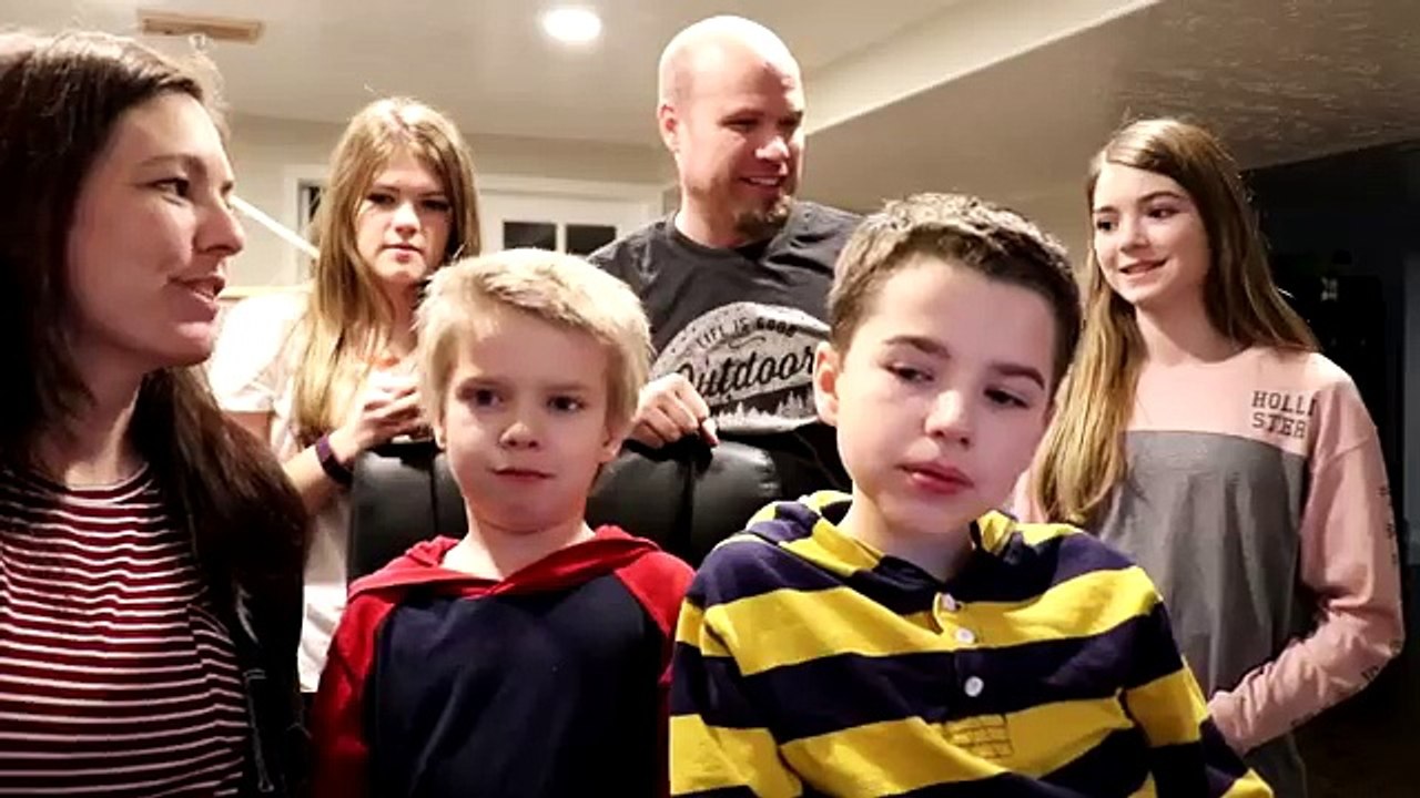 Family Plays Keep Talking and Nobody Explodes / That YouTub3 Family