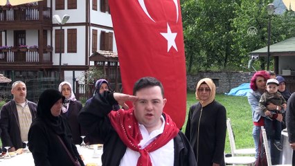 Engelli öğrencilere 'asker kınası' - KARABÜK