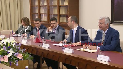 Bushati-Kotzias, nis takimi tre-ditor