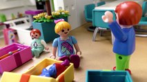 Playmobil filmpje Nederlands | SINTERKLAAS PRANKT JULIAN - Bonje op het kinderdagverblijf