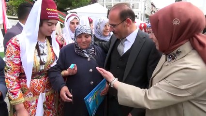 Okuma yazma öğrenen nineler altınla ödüllendirildi - YOZGAT