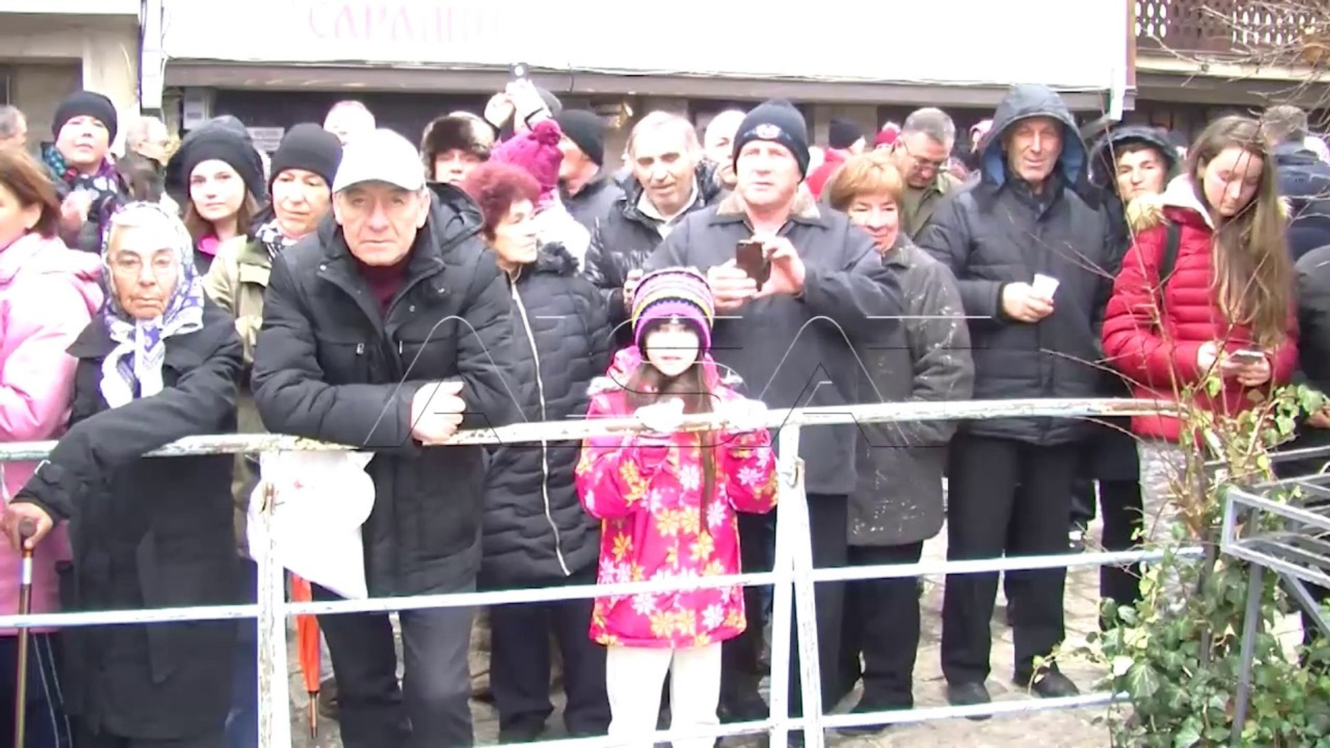 ⁣Охрид, два тона рибја чорба за денот на рибарите