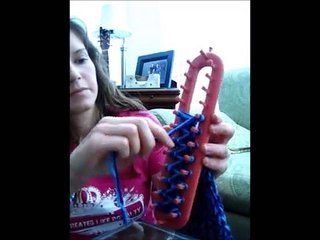 Knifty Knitters Scarf Tutorial