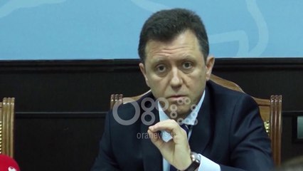 Ora News - Dy vite pa listë të re, ende barnat e rimbursueshëm të 2016